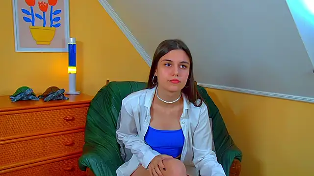 ArianaAllens online show from September 13, 6:24 am