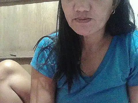 hotmama 063 online show from July 6, 9:17 pm
