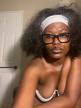 Moonzy77 online show from September 15, 5:46 pm