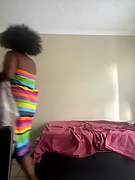 Moonzy77 online show from September 19, 7:43 am