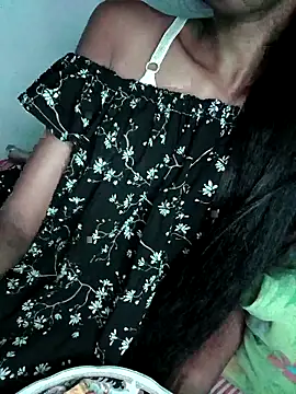 Snapshot of BunnyBloom25 chatting on September 13, 4:18 pm BunnyBloom25 online show from September 13, 4:18 pm