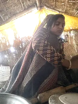 LUCKY cut online show from November 13, 3:05 am