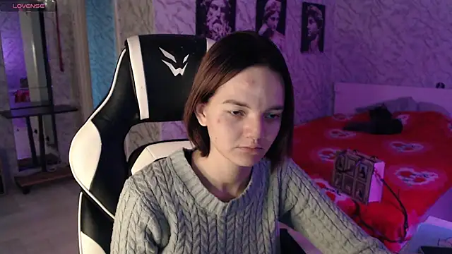 Kitti study online show from October 17, 5:10 am