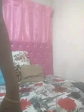 SweetSlenderChoc online show from October 26, 6:03 pm