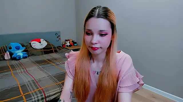 Snapshot of Kitten_Alissa chatting on October 7, 6:38 pm Kitten Alissa online show from October 7, 6:38 pm