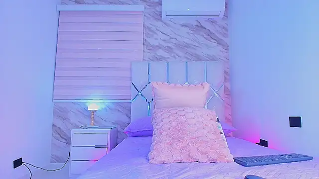 collet 1 online show from November 5, 12:05 pm