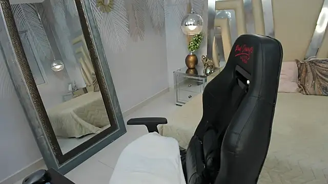 ValerySkinnyy online show from March 20, 3:33 am