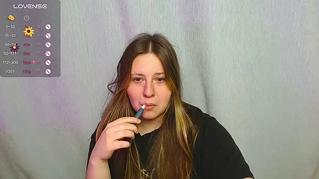 Snapshot of whynotlol chatting on October 3, 1:30 pm whynotlol online show from October 3, 1:30 pm