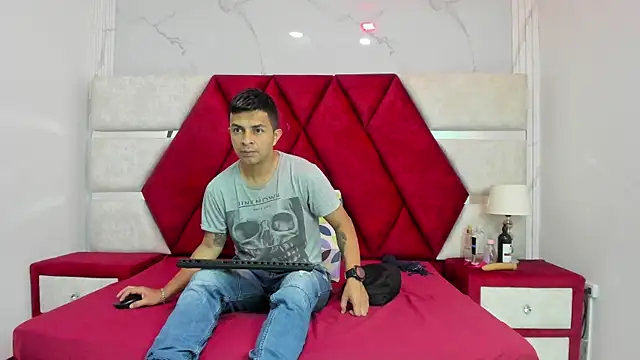 Kity spiderr online show from April 4, 12:24 pm