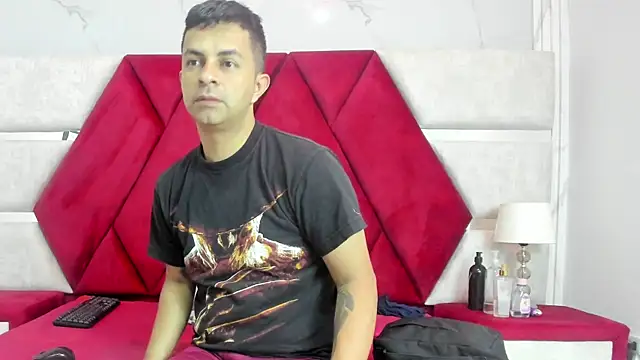 Kity spiderr online show from April 17, 12:30 pm