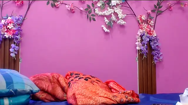 skinnysofia18 online show from November 9, 12:58 pm