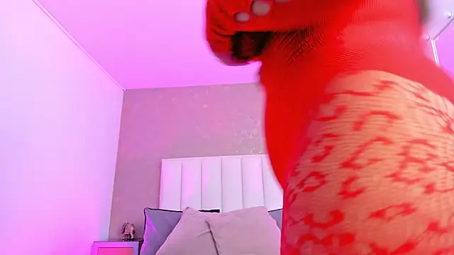 KaylieBrooks online show from April 11, 2:54 pm