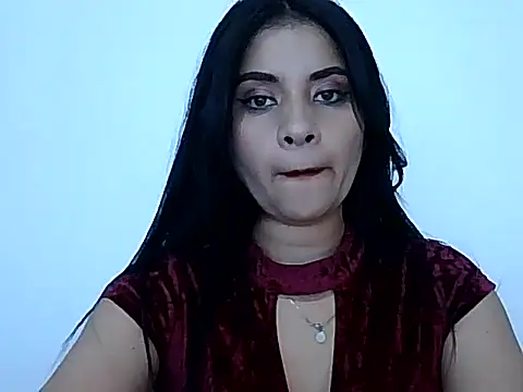 ValerieLove  online show from November 10, 7:24 pm