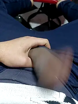 anis3g4 online show from March 5, 10:28 pm