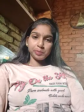 Snapshot of Yatiksha_Beby chatting on October 18, 8:15 am Yatiksha Beby online show from October 18, 8:15 am