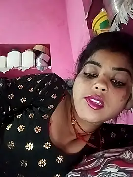 Snapshot of Yatiksha_Beby chatting on February 2, 4:38 pm Yatiksha Beby online show from February 2, 4:38 pm