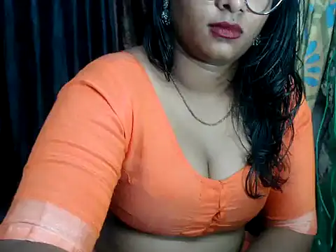 DearKimmi online show from December 15, 10:15 pm