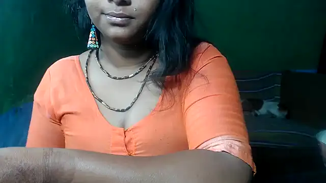 DearKimmi online show from March 5, 5:18 pm