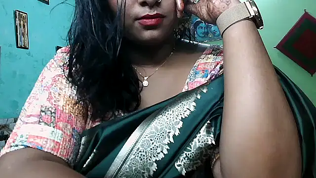 DearKimmi online show from October 21, 5:24 pm