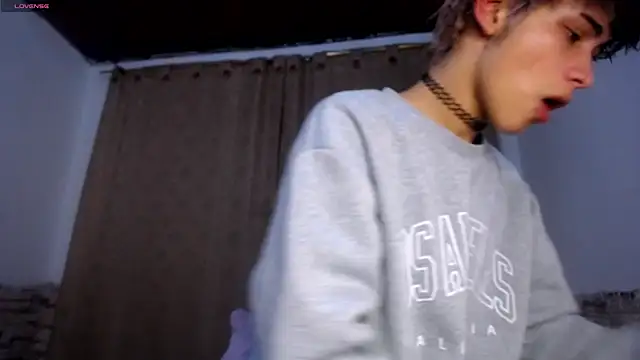 DaraKat18 online show from March 27, 11:37 pm