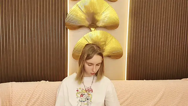 Beverly Gomes online show from September 19, 10:49 am