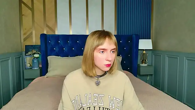 Snapshot of Beverly_Gomes chatting on February 15, 5:15 am Beverly Gomes online show from February 15, 5:15 am