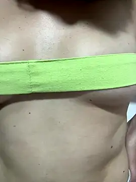 Snapshot of Hellena2020 chatting on November 28, 12:24 am Hellena2020 online show from November 28, 12:24 am