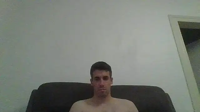 JulioIsHere4you online show from September 21, 3:57 pm