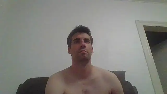 JulioIsHere4you online show from June 5, 9:53 pm