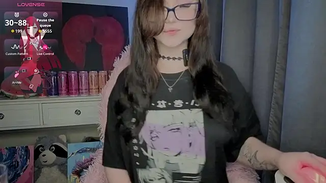 Snapshot of hornyprincess19 chatting on May 21, 3:41 pm hornyprincess19 online show from May 21, 3:41 pm