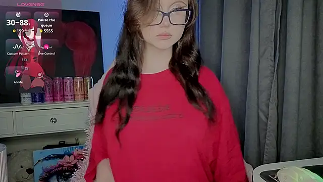 Snapshot of hornyprincess19 chatting on June 22, 12:57 pm hornyprincess19 online show from June 22, 12:57 pm