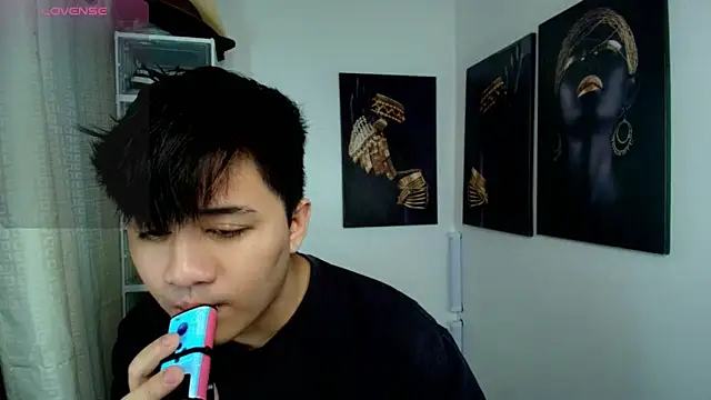 Snapshot of KentAivan chatting on October 10, 5:45 pm KentAivan online show from October 10, 5:45 pm