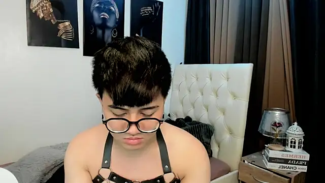 Snapshot of KentAivan chatting on October 15, 8:36 am KentAivan online show from October 15, 8:36 am