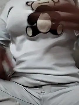 Janvi Jaitly online show from October 25, 7:52 pm