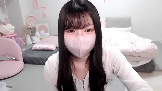 moka-neko online show from March 27, 2:50 pm