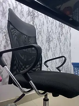 Snapshot of StevenHumps chatting on October 26, 6:41 am StevenHumps online show from October 26, 6:41 am