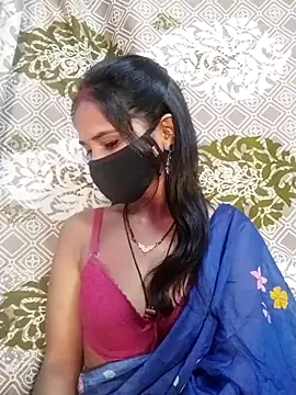 Snapshot of Bhabhilux2025 chatting on January 18, 7:01 am Bhabhilux2025 online show from January 18, 7:01 am