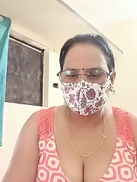 Snapshot of Your-vipasha chatting on July 15, 8:19 am Your-vipasha online show from July 15, 8:19 am