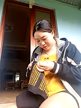 siki-00 online show from October 2, 1:23 am