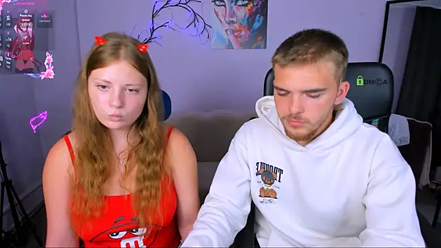 Snapshot of melani_bumm chatting on September 19, 7:43 am melani bumm online show from September 19, 7:43 am