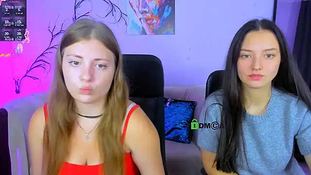 Snapshot of melani_bumm chatting on September 24, 5:44 am melani bumm online show from September 24, 5:44 am