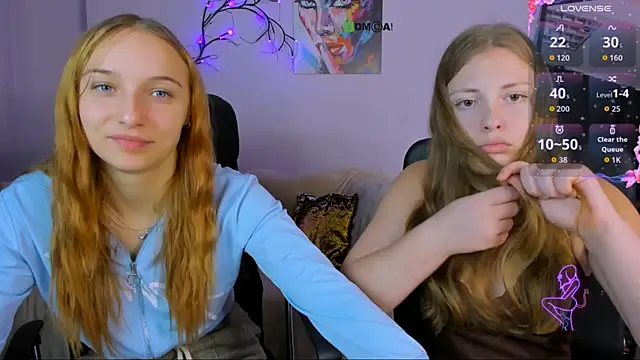 Snapshot of melani_bumm chatting on October 4, 6:00 am melani bumm online show from October 4, 6:00 am