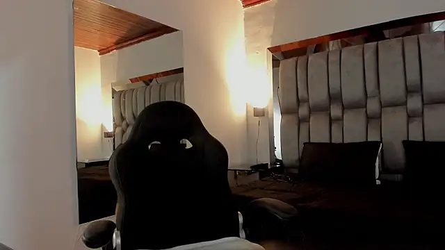 AnnaraLein online show from November 7, 12:32 am