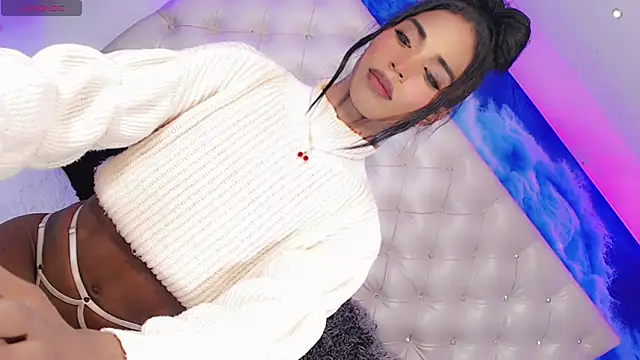 BabyAmatiis  online show from October 1, 9:32 pm