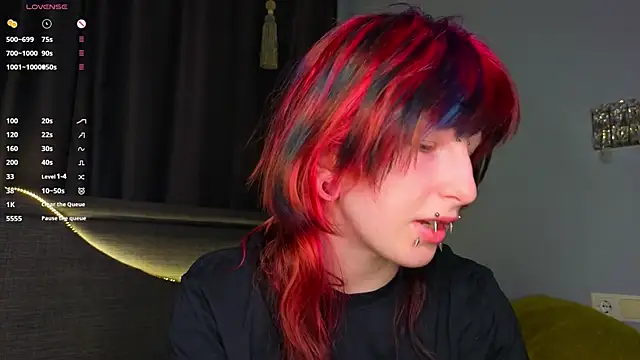 Snapshot of KandraCruser chatting on January 9, 8:10 pm KandraCruser online show from January 9, 8:10 pm