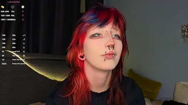 Snapshot of KandraCruser chatting on January 10, 8:32 pm KandraCruser online show from January 10, 8:32 pm