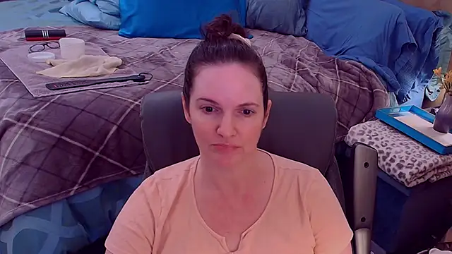 Snapshot of ninajaymes chatting on October 13, 12:21 am ninajaymes online show from October 13, 12:21 am