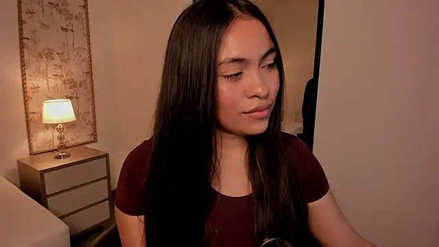 Snapshot of allie_bruce chatting on July 4, 8:04 pm allie bruce online show from July 4, 8:04 pm
