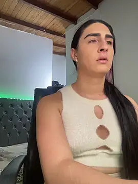 lola diez online show from April 9, 8:14 pm