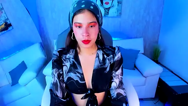 Snapshot of Eva_hells_ chatting on October 21, 7:36 pm Eva hells online show from October 21, 7:36 pm